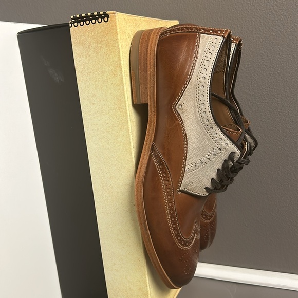 Johnston & Murphy Wingtip shoes - Picture 4 of 7